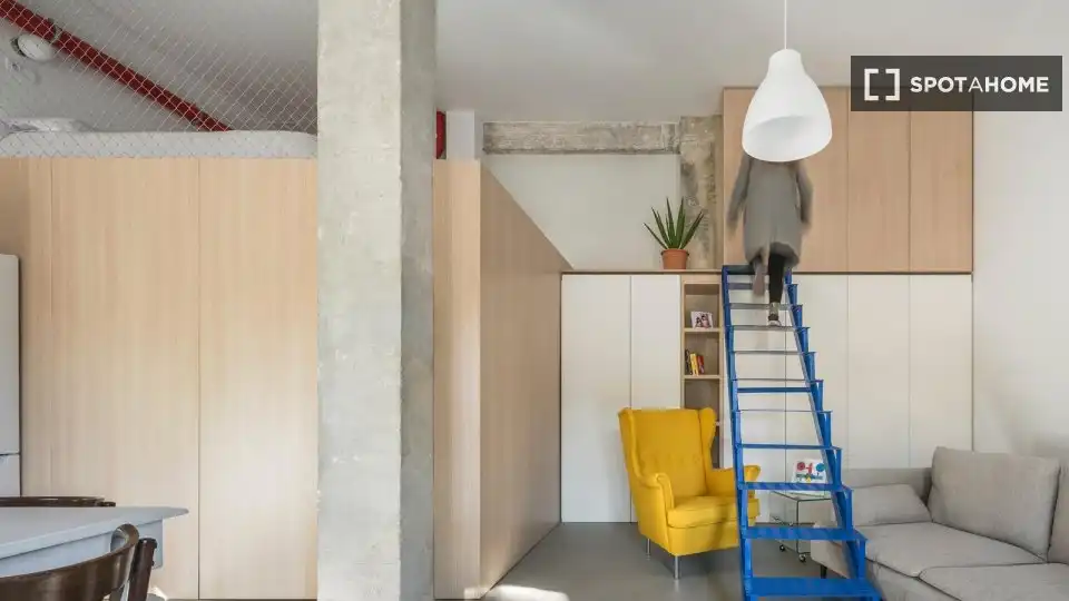 Living room of Flat for rent in Valencia  with Air Conditioner, Heating and Furnished