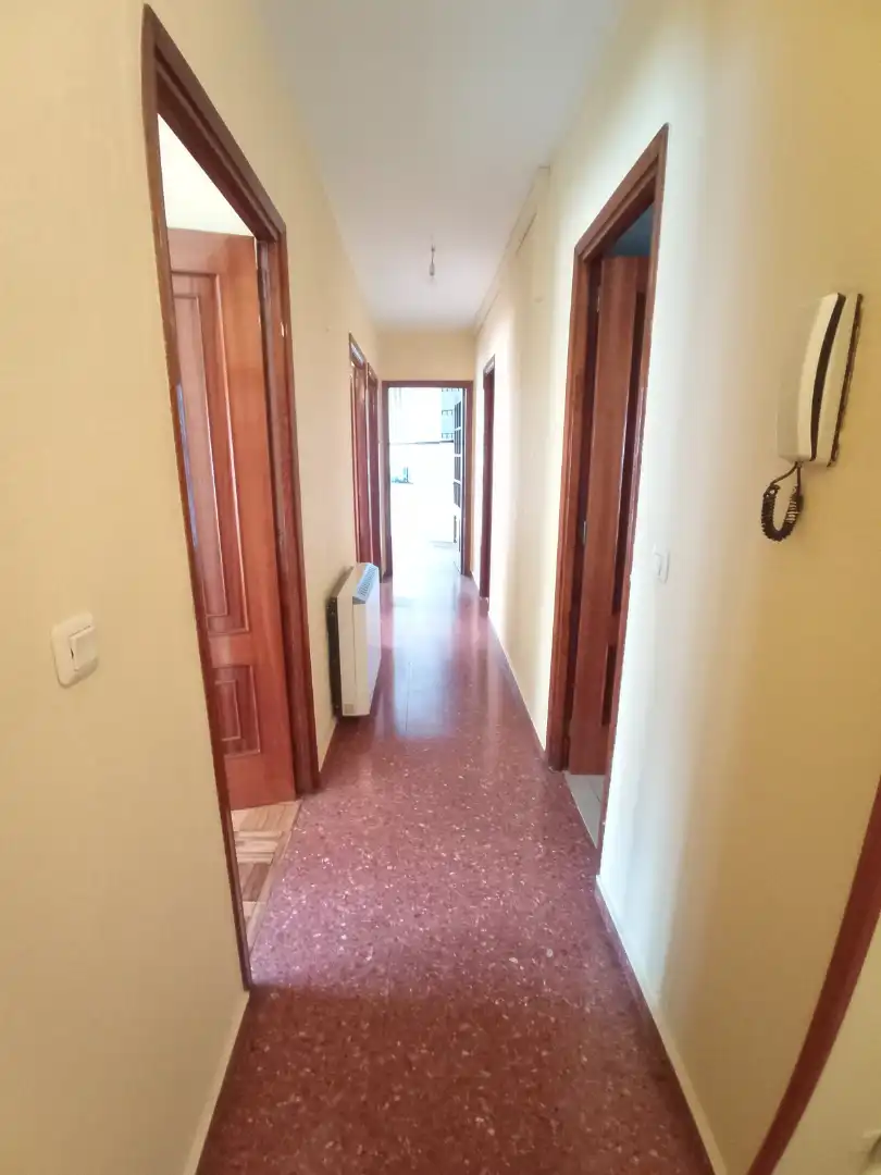 Pis de lloguer en Pontevedra Capital  amb Calefacció, Parquet i Moblat