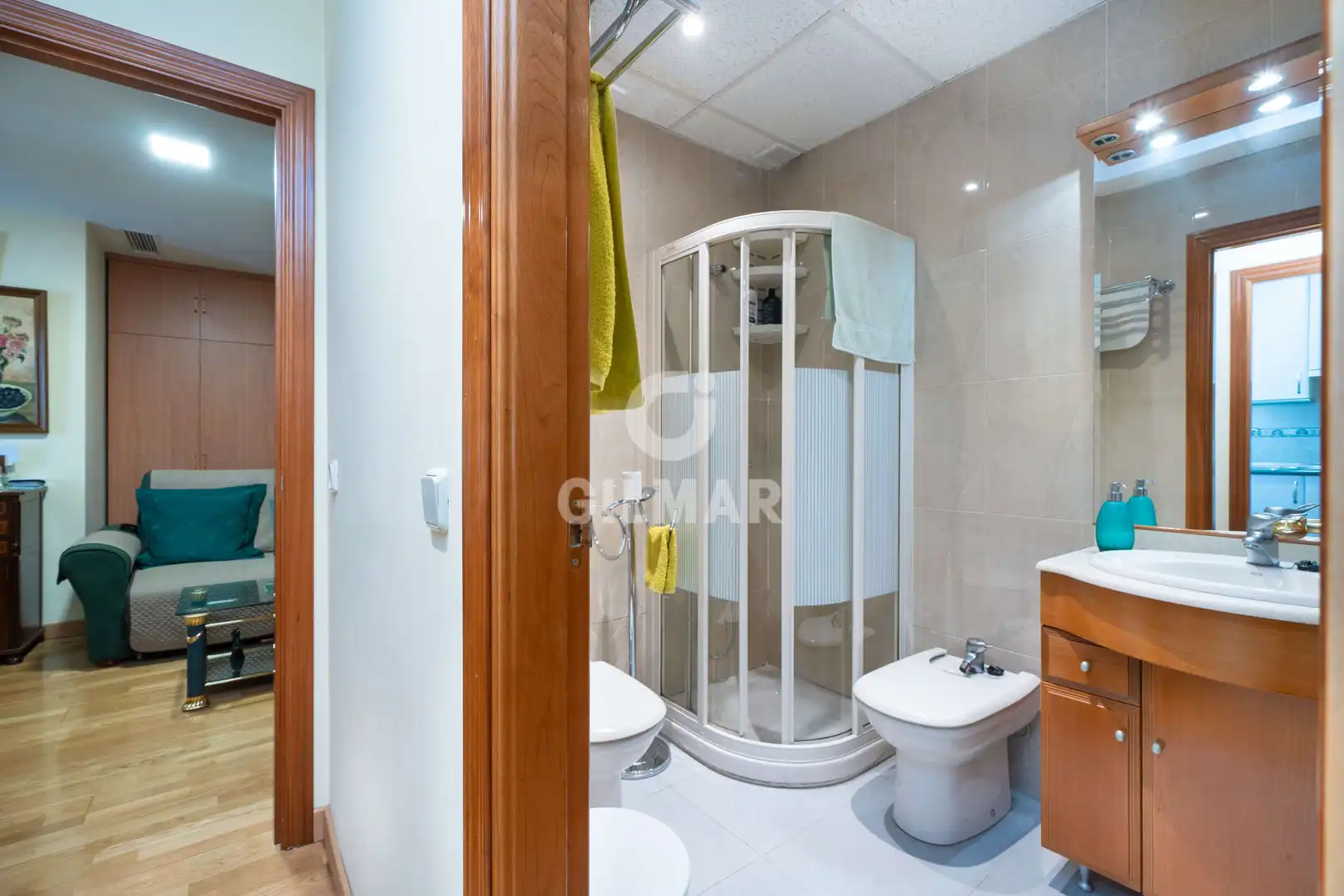 Baño de Casa adosada en venta en Madrid con Calefacción, Jardín privado y Amueblado