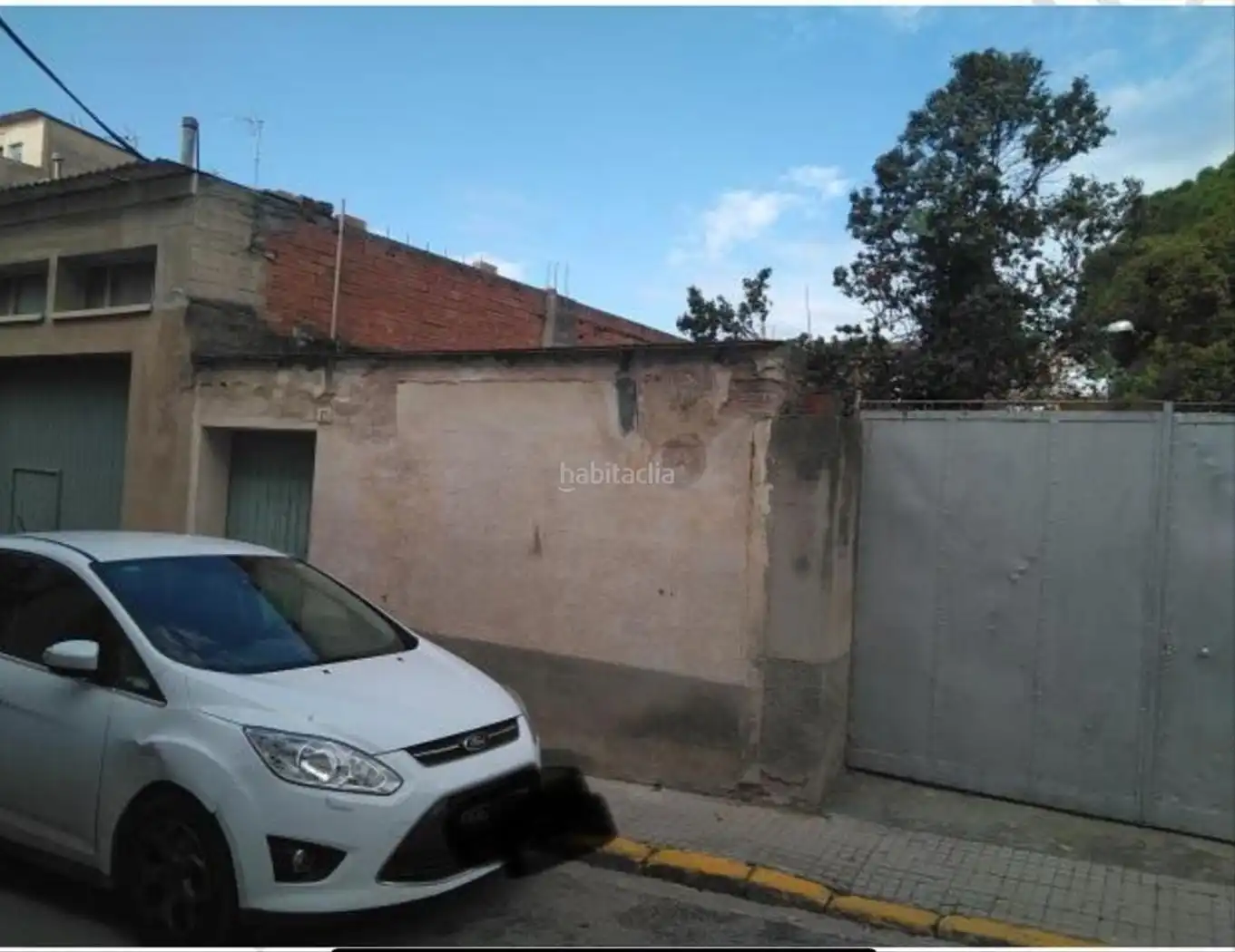 Terreno residencial en venta en Passeig Església 44
