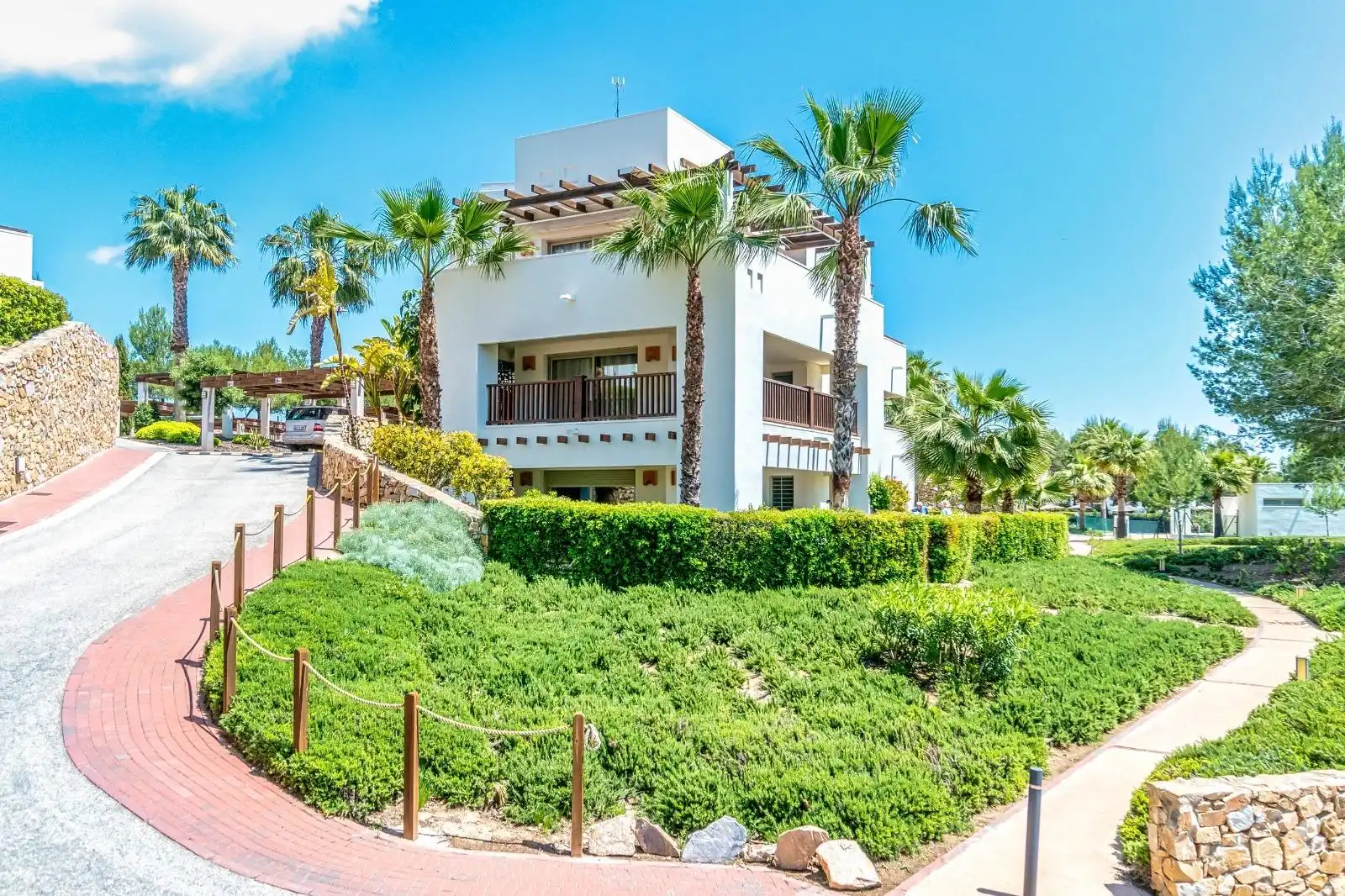 Apartamento con piscina en venta en Orihuela Costa