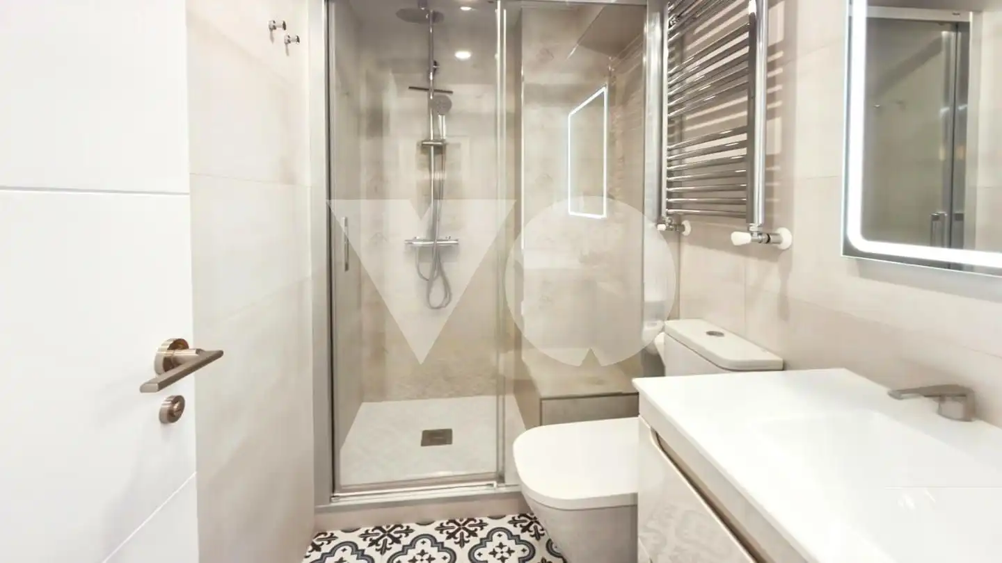 Baño de Piso en venta en Madrid con Aire acondicionado, Calefacción y Terraza