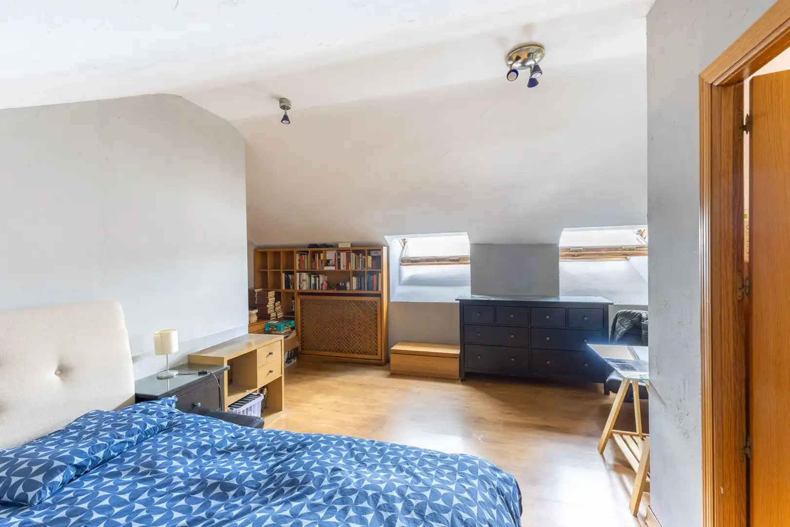 Casa adosada en venta en La Pizarra