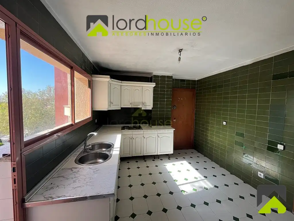 Piso con ascensor en venta en Avenida Juan Carlos I, imagen 15