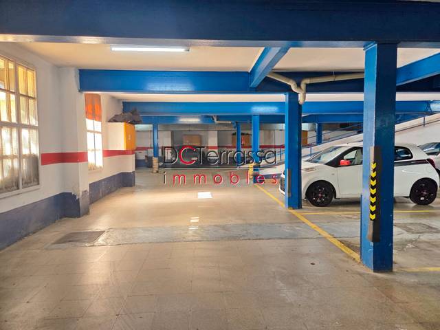 Garaje en Venta en Roc Blanc