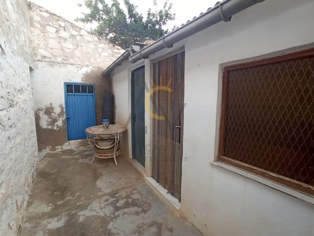 Außenansicht von Haus oder Chalet zum Verkauf in La Romana mit Privatgarten und Terrasse