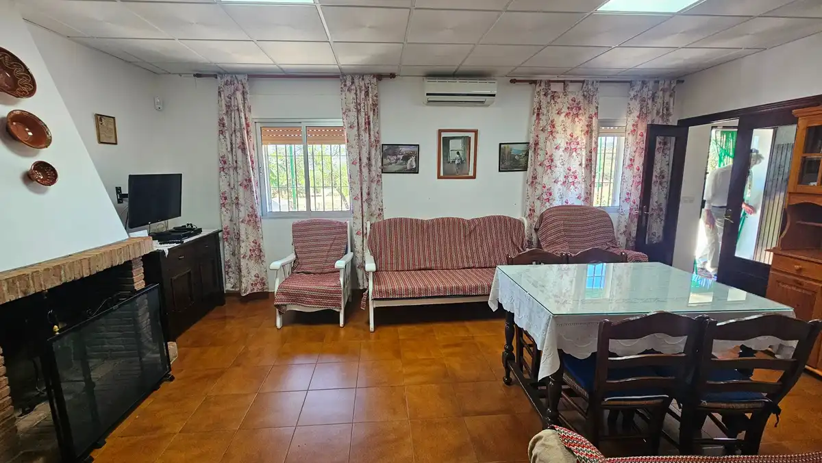 Sala de estar de Casa o chalet en venta en Higuera de la Sierra con Aire acondicionado, Jardín privado y Terraza
