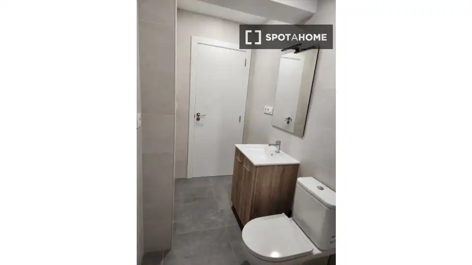 Bany de Apartament per a compartir en Xirivella amb Aire condicionat i Terrassa
