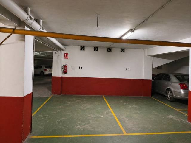 Garaje en Alquiler en Carrer de Carcaixent, 14 en La Raïosa