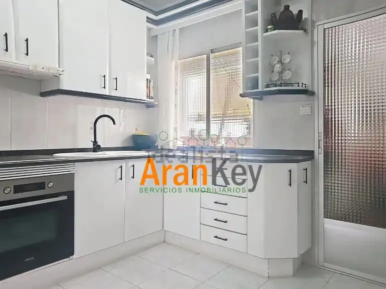 Appartamento con ascensore in vendita a Calle de Bailén 22, imagen 2