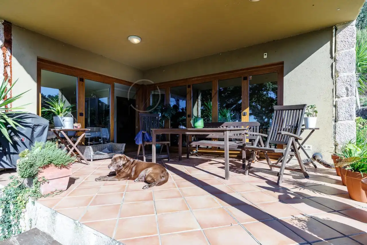Jardí de Casa o xalet en venda en Nigrán amb Calefacció, Jardí privat i Terrassa