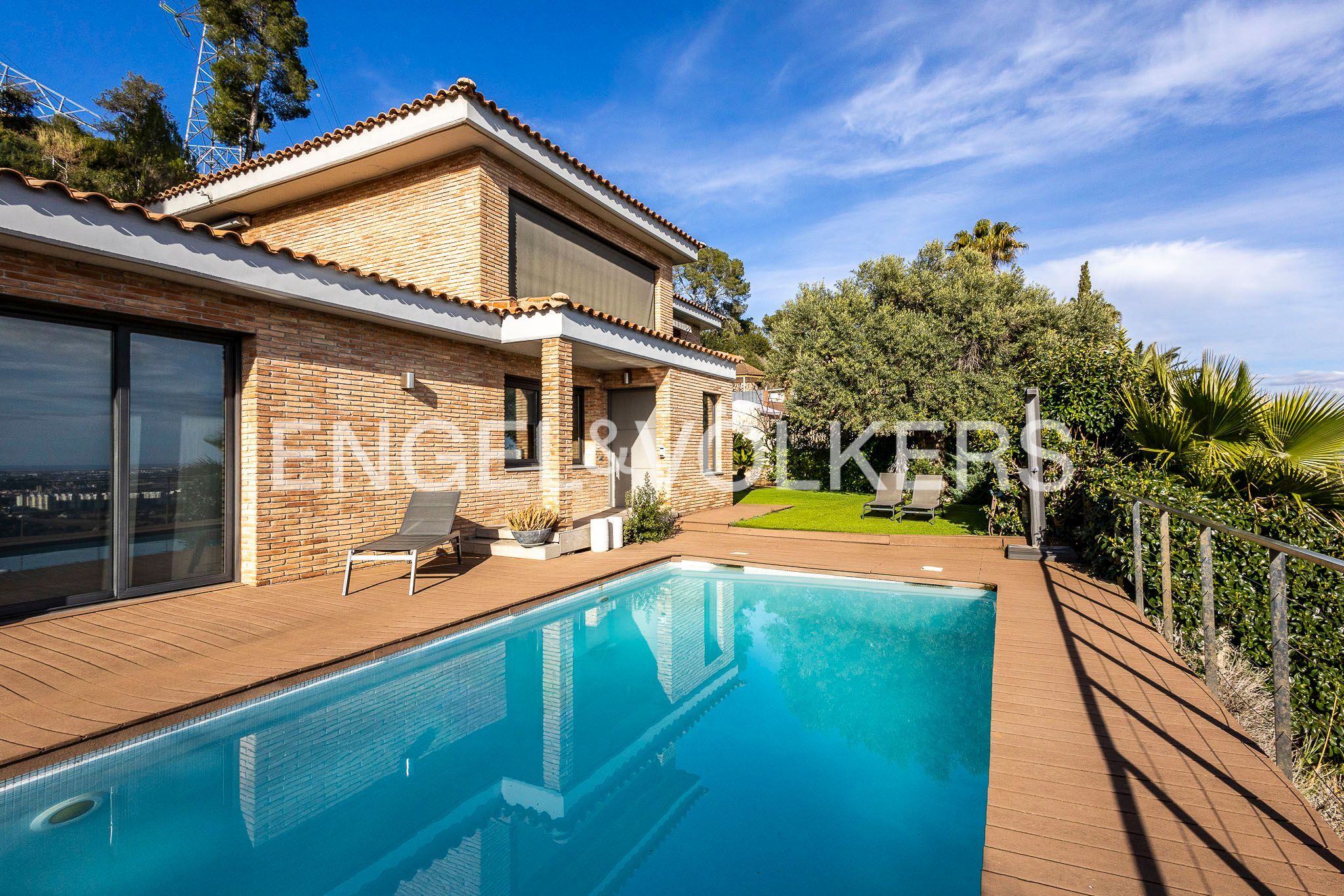 Exterior view of House or chalet for sale in Santa Coloma de Cervelló  with Air Conditioner, Heating and Private garden