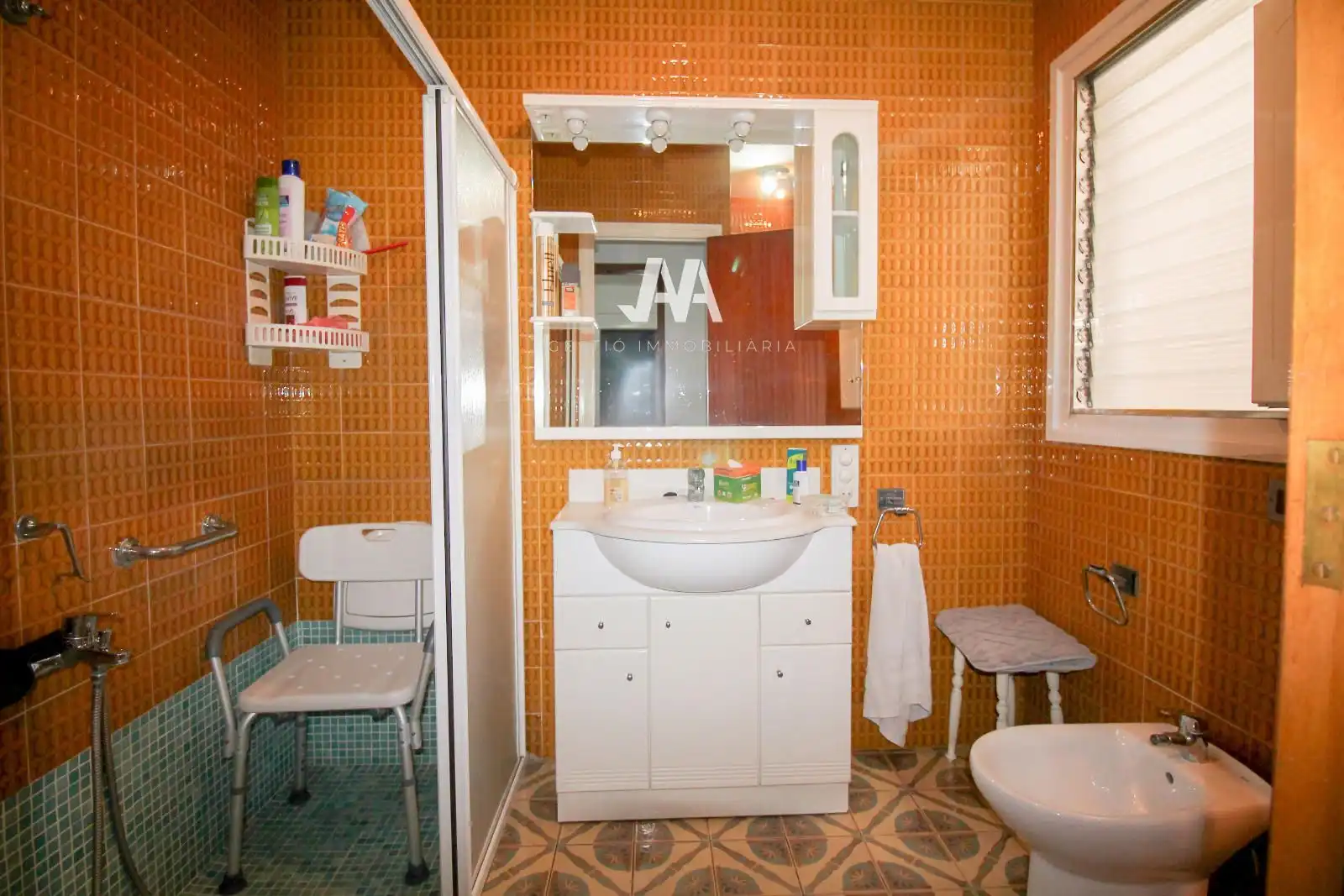 Baño de Casa adosada en venta en Vilanova del Camí con Aire acondicionado, Calefacción y Terraza