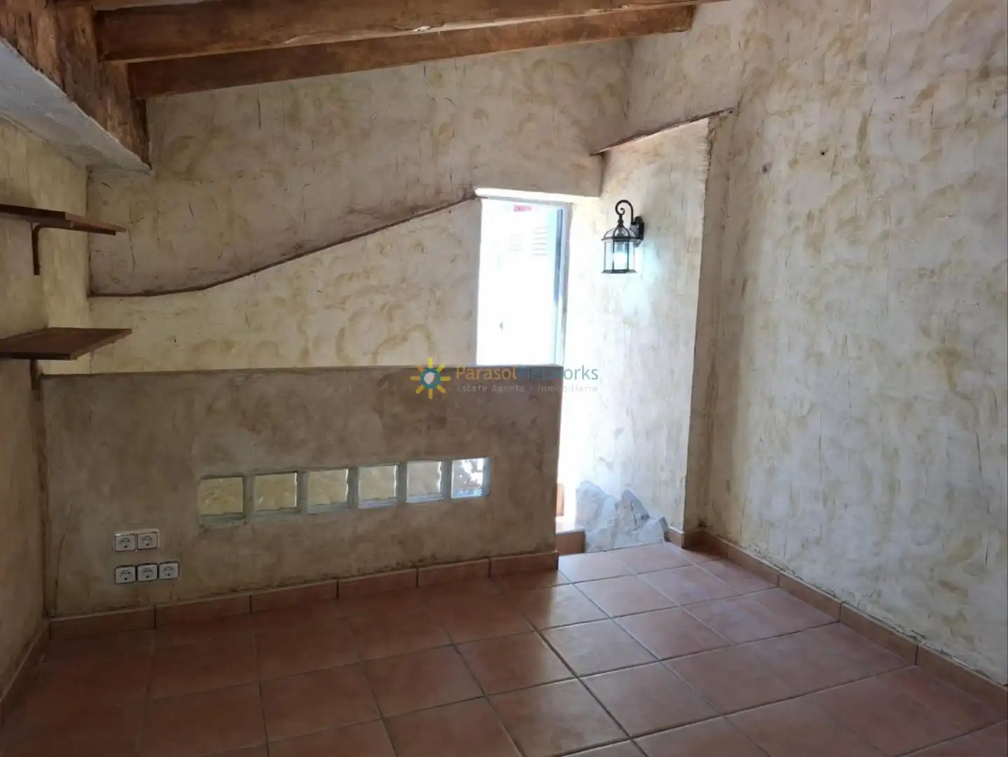 Casa adosada en venda en Oliva amb Aire condicionat i Terrassa