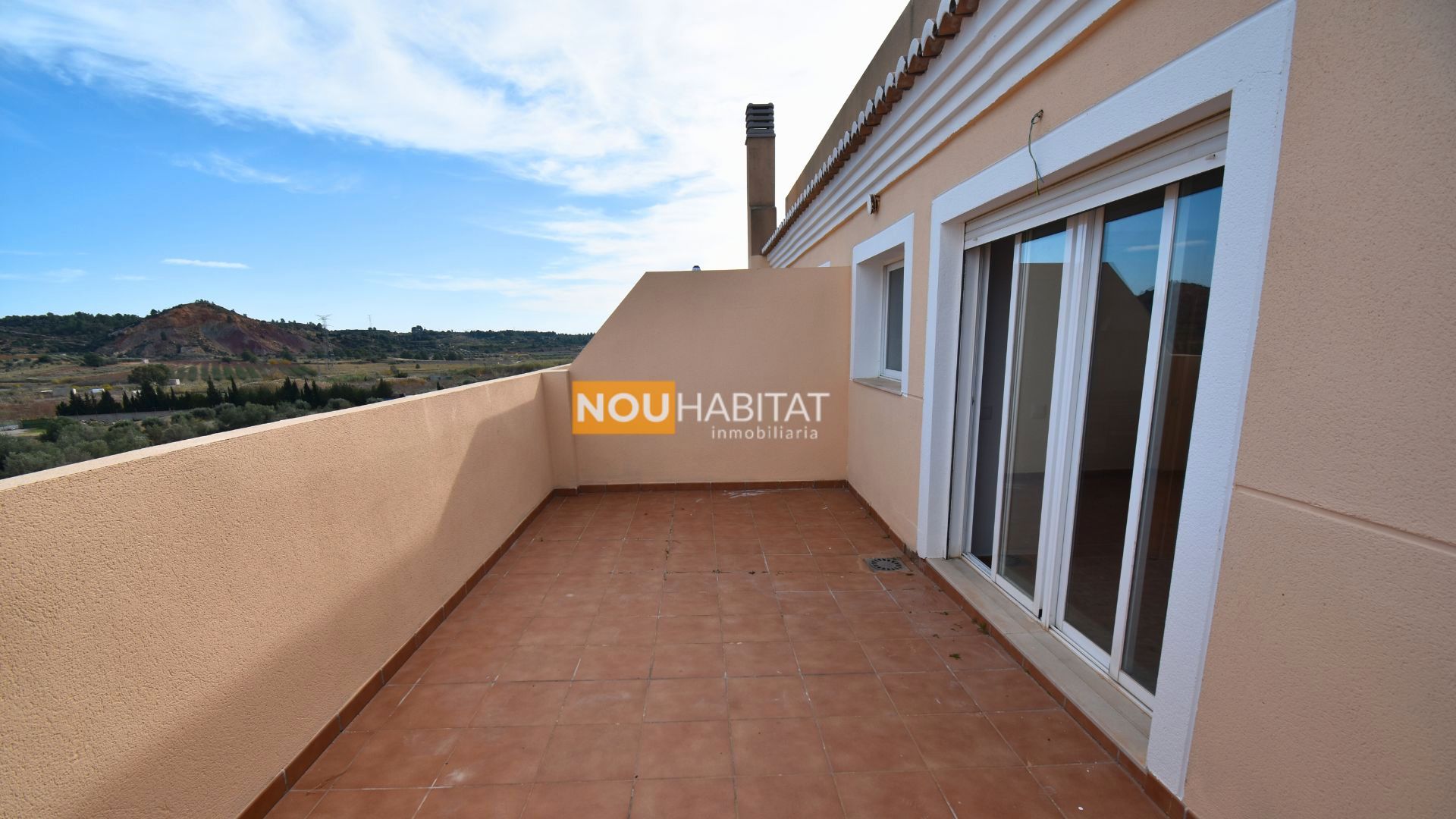 Terrassa de Àtic en venda en Montserrat amb Terrassa i Traster