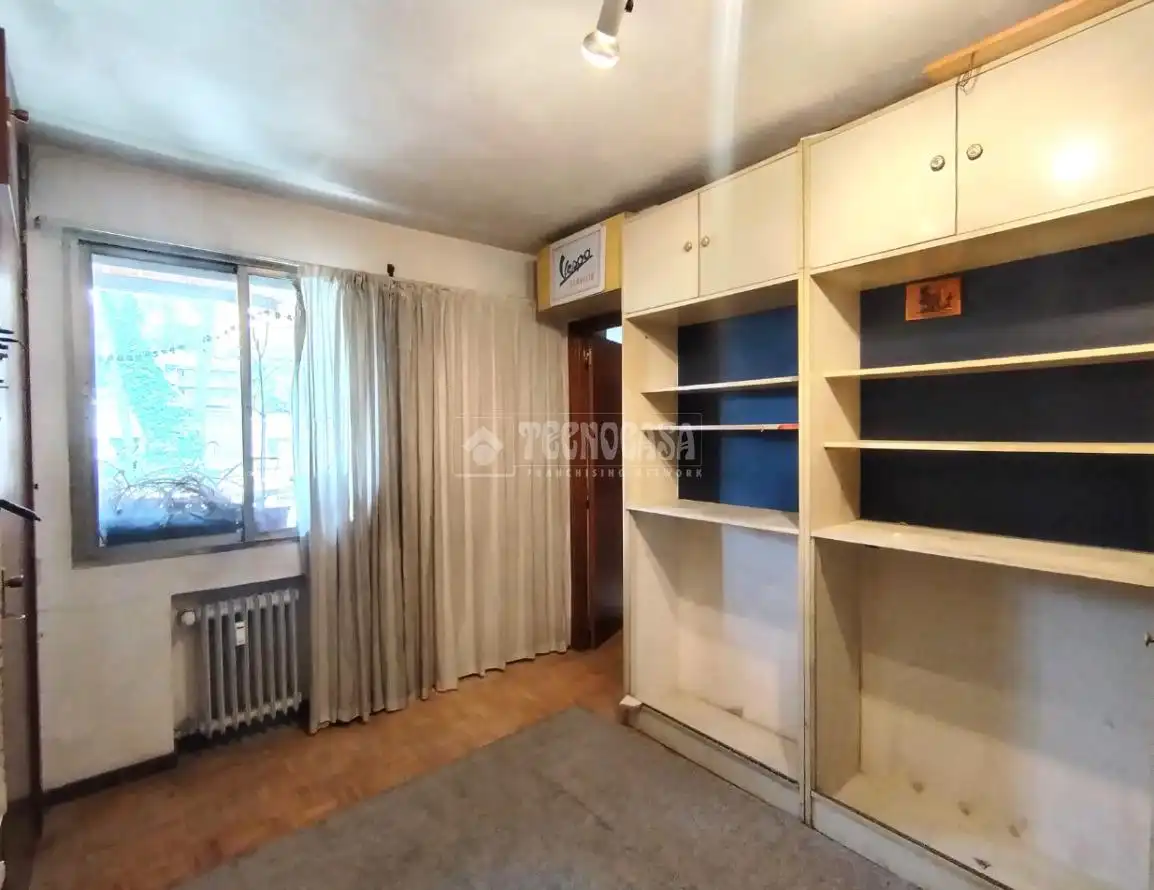 Habitación de Piso en venta en Madrid con Calefacción
