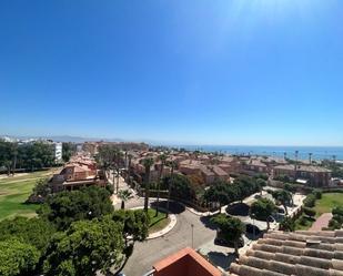 Vista exterior de Àtic en venda en Torremolinos amb Aire condicionat i Terrassa