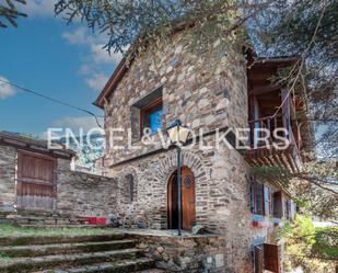 Vista exterior de Casa o xalet en venda en Meranges amb Calefacció, Jardí privat i Parquet