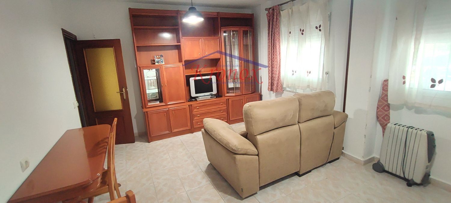 Living room of Flat for sale in  Madrid Capital  with Heating, Terrace and Storage room