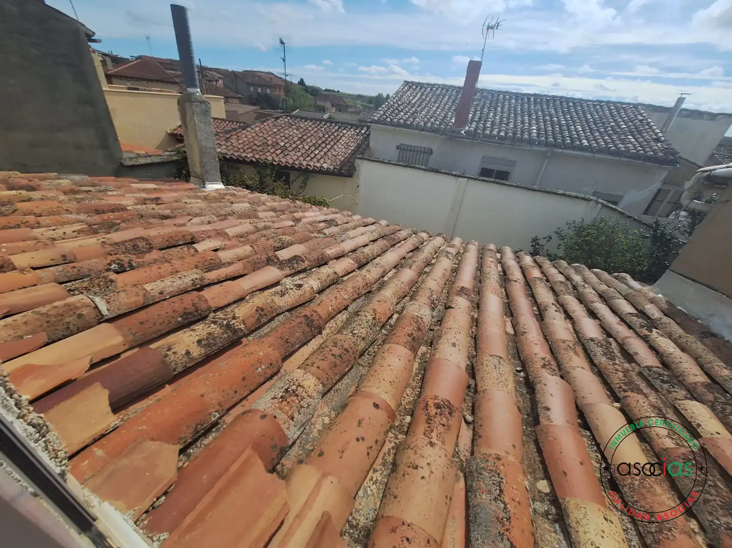 Vista exterior de Casa adosada en venta en Grajal de Campos con Calefacción, Jardín privado y Balcón