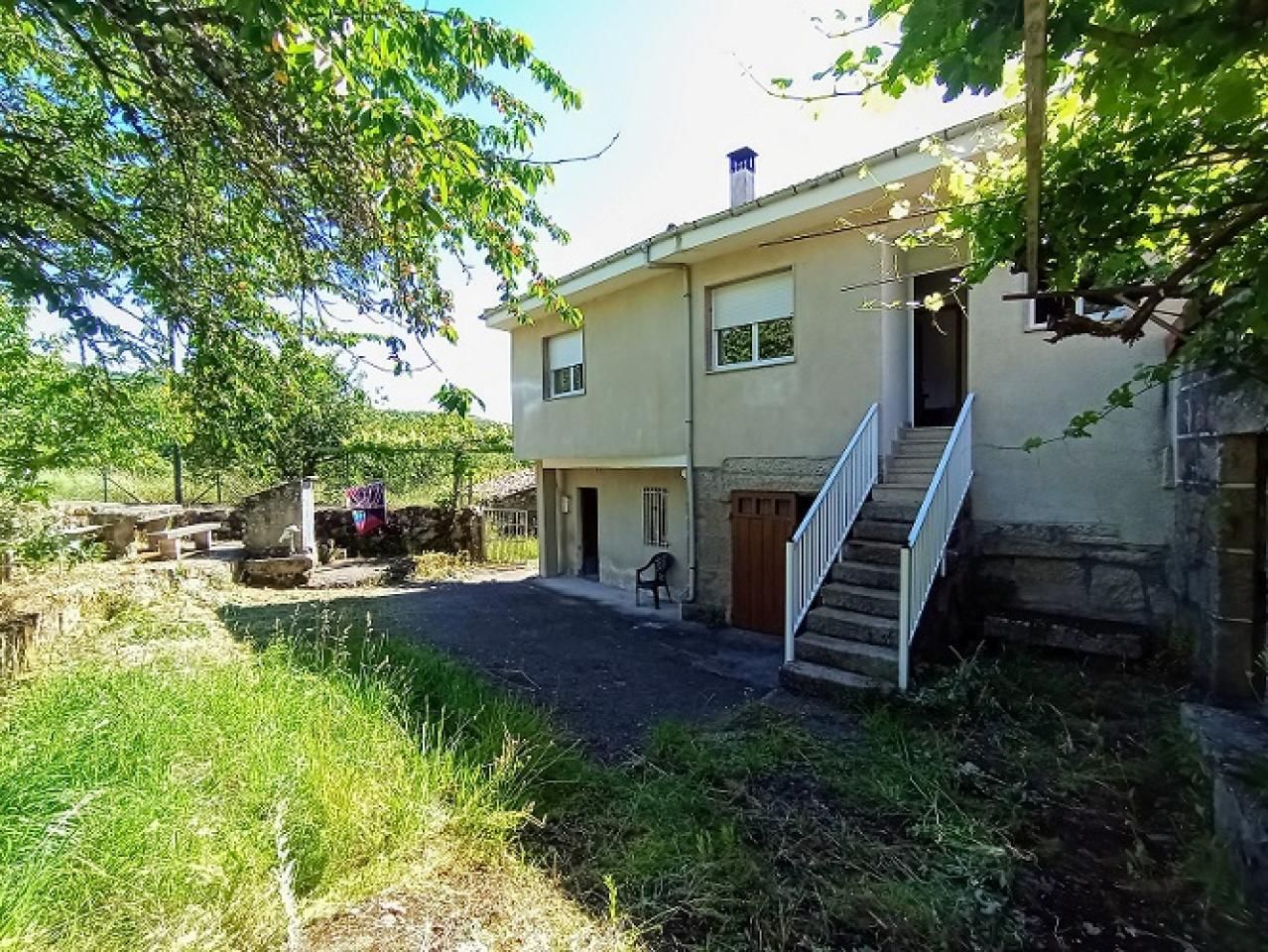 Exterior view of House or chalet for sale in Baños de Molgas  with Heating, Private garden and Storage room