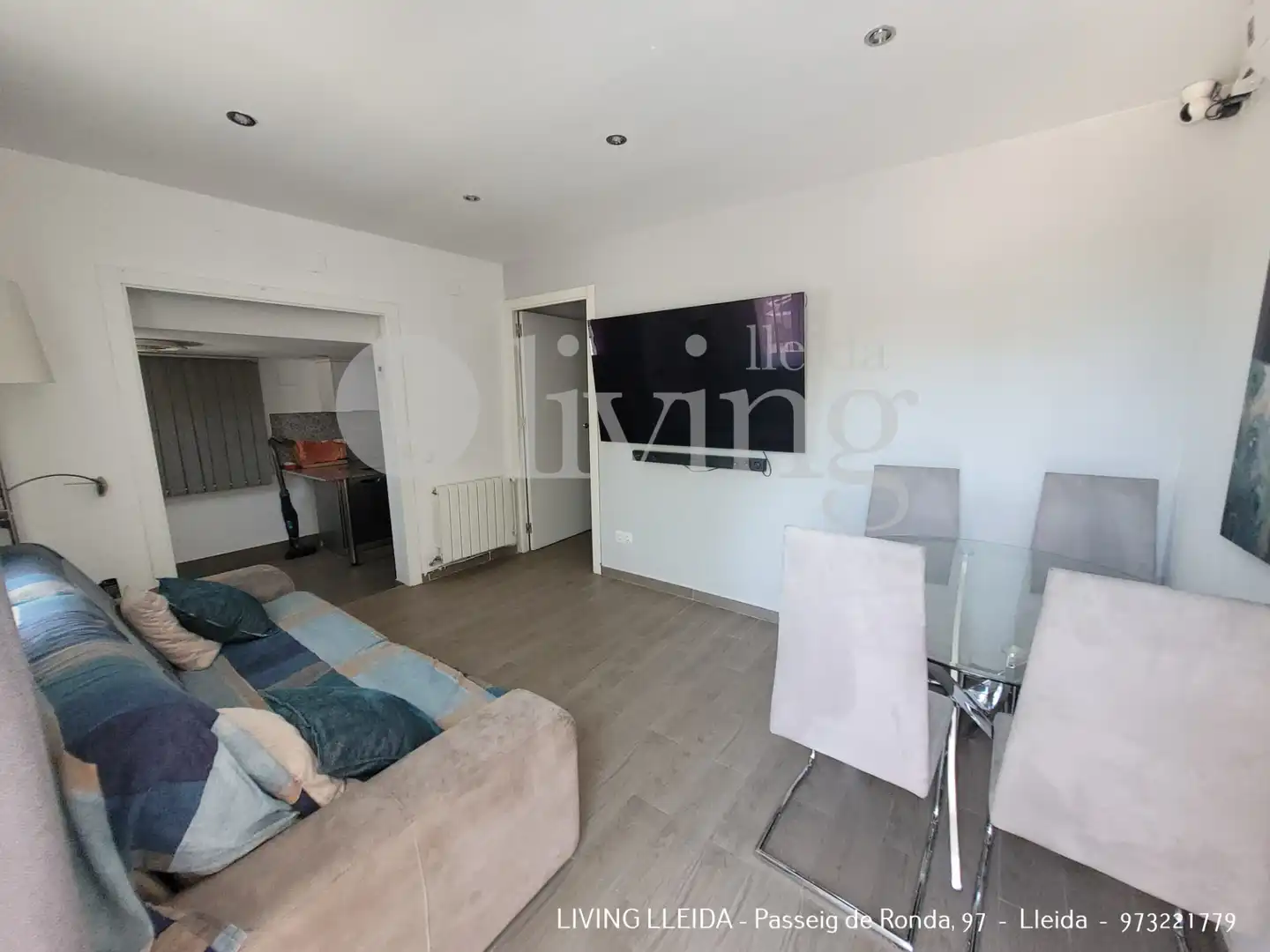 Sala d'estar de Casa o xalet en venda en Lleida amb Aire condicionat, Calefacció i Jardí privat