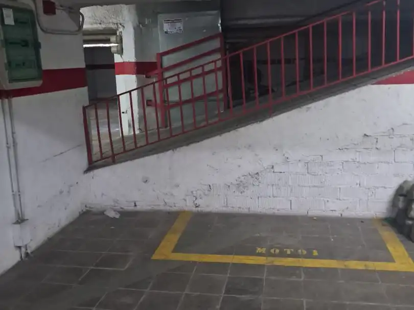 Einzelparkplatz zur Miete in Francesc oller 64, imagen 2