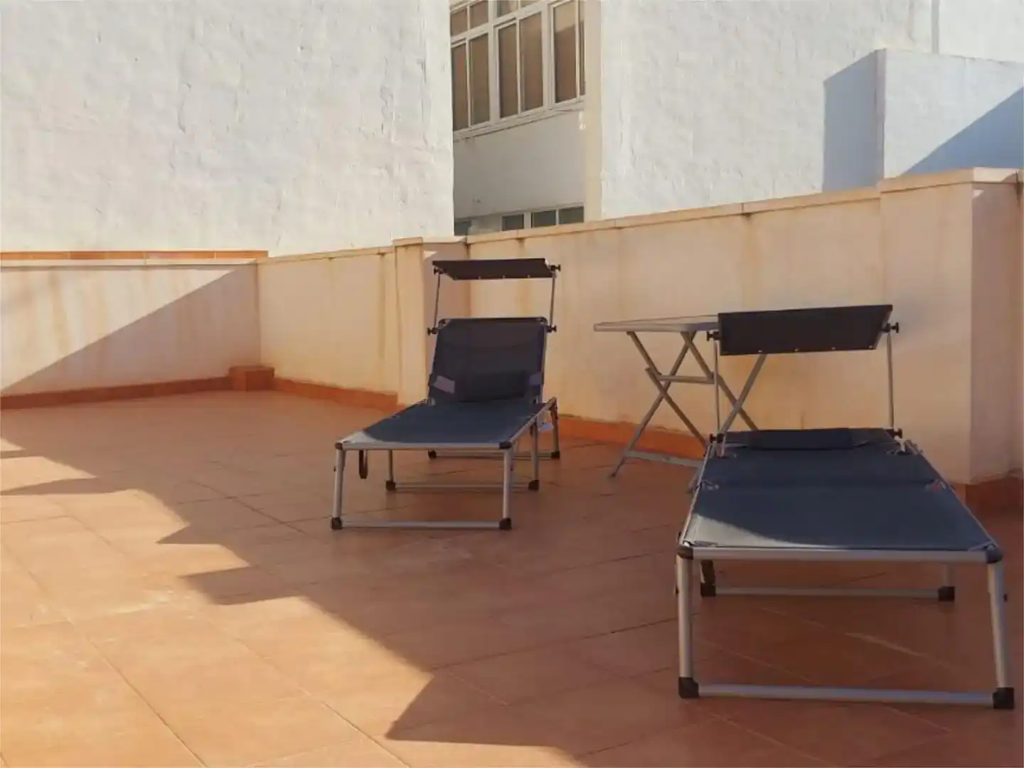 Terrasse von Wohnung zur Miete in Torrevieja mit Klimaanlage