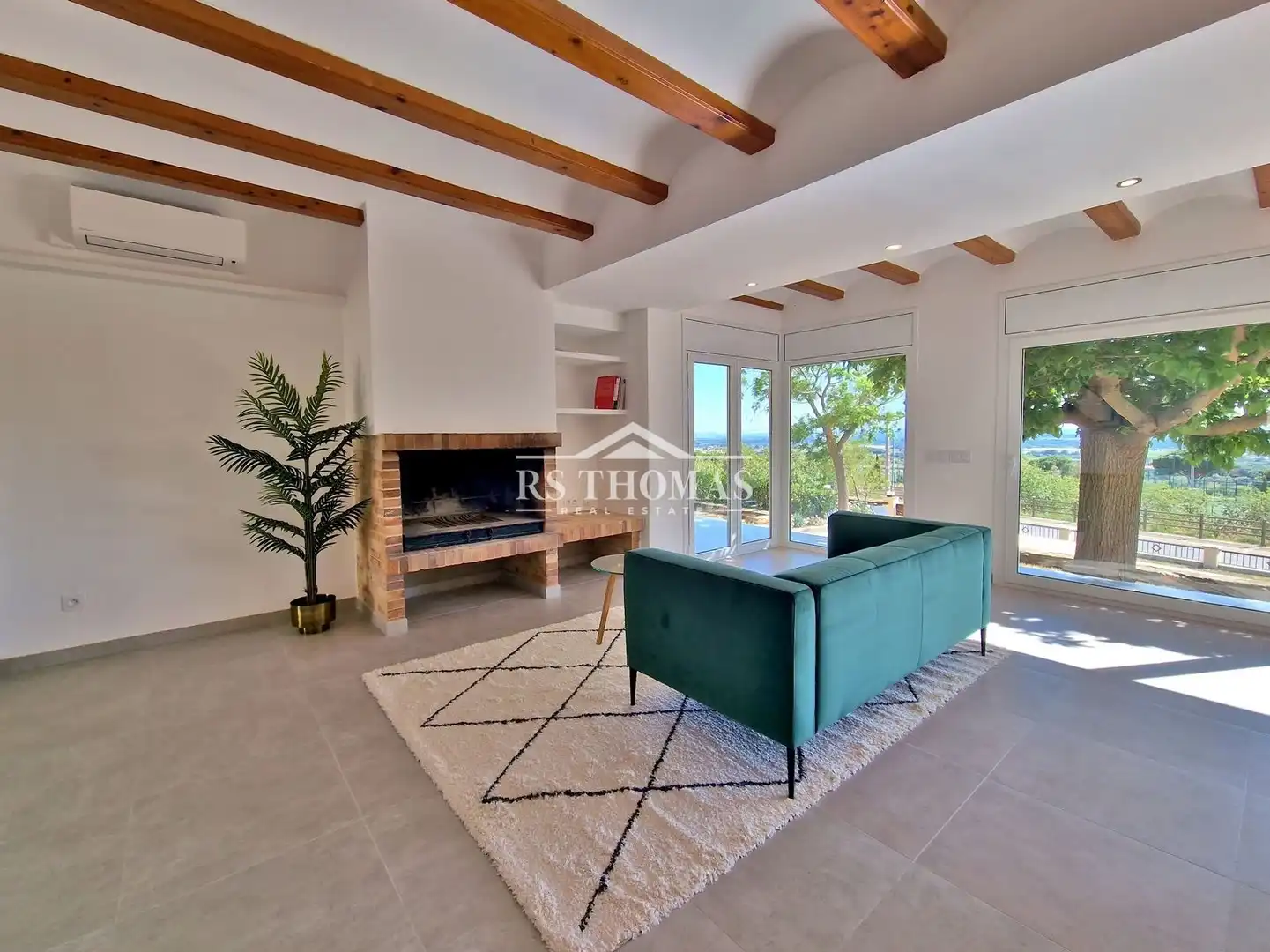 Sala de estar de Casa o chalet en venta en Palau-saverdera con Aire acondicionado, Terraza y Trastero