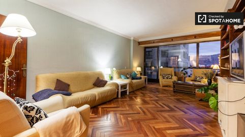 Foto 3 de Piso de alquiler en Iralabarri, Bilbao
