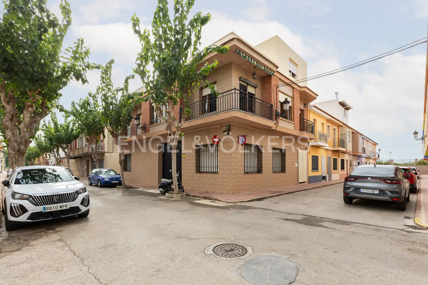 Vista exterior de Casa o xalet en venda en Albalat de la Ribera amb Aire condicionat, Calefacció i Traster