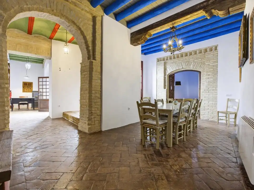 Comedor de Casa o chalet en venta en Carmona con Calefacción, Trastero y Piscina