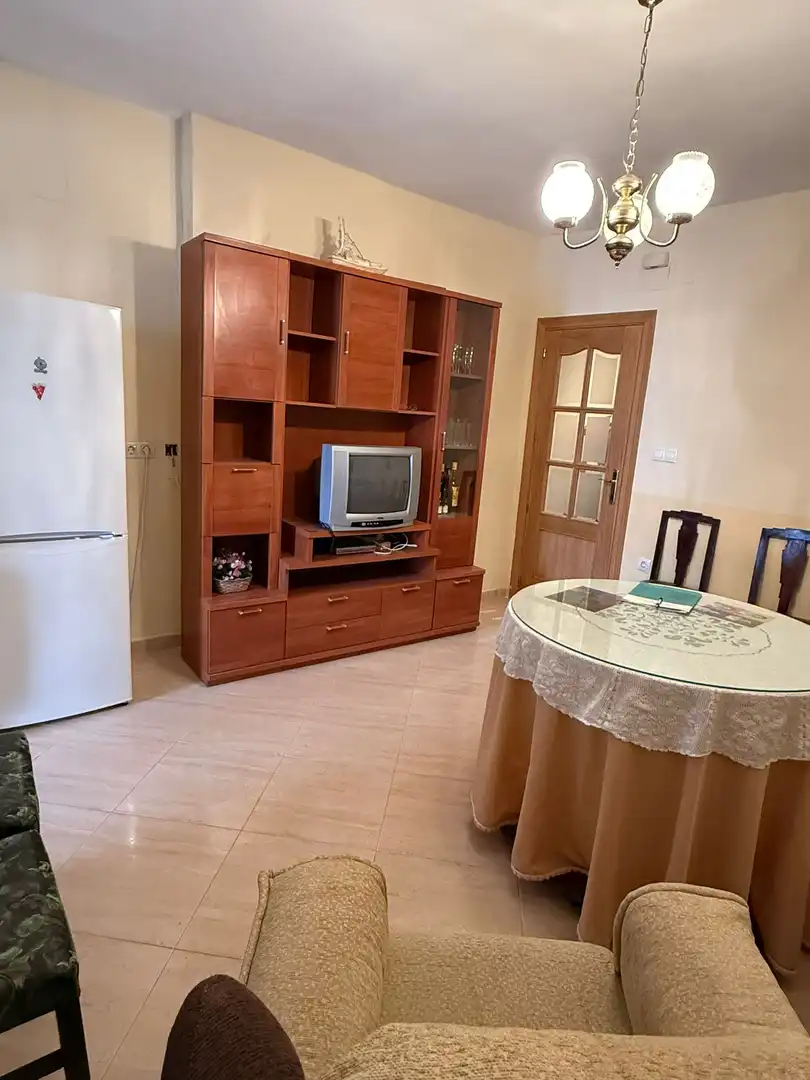 Wohnzimmer von Einfamilien-Reihenhaus zum Verkauf in Mérida mit Klimaanlage und Abstellraum
