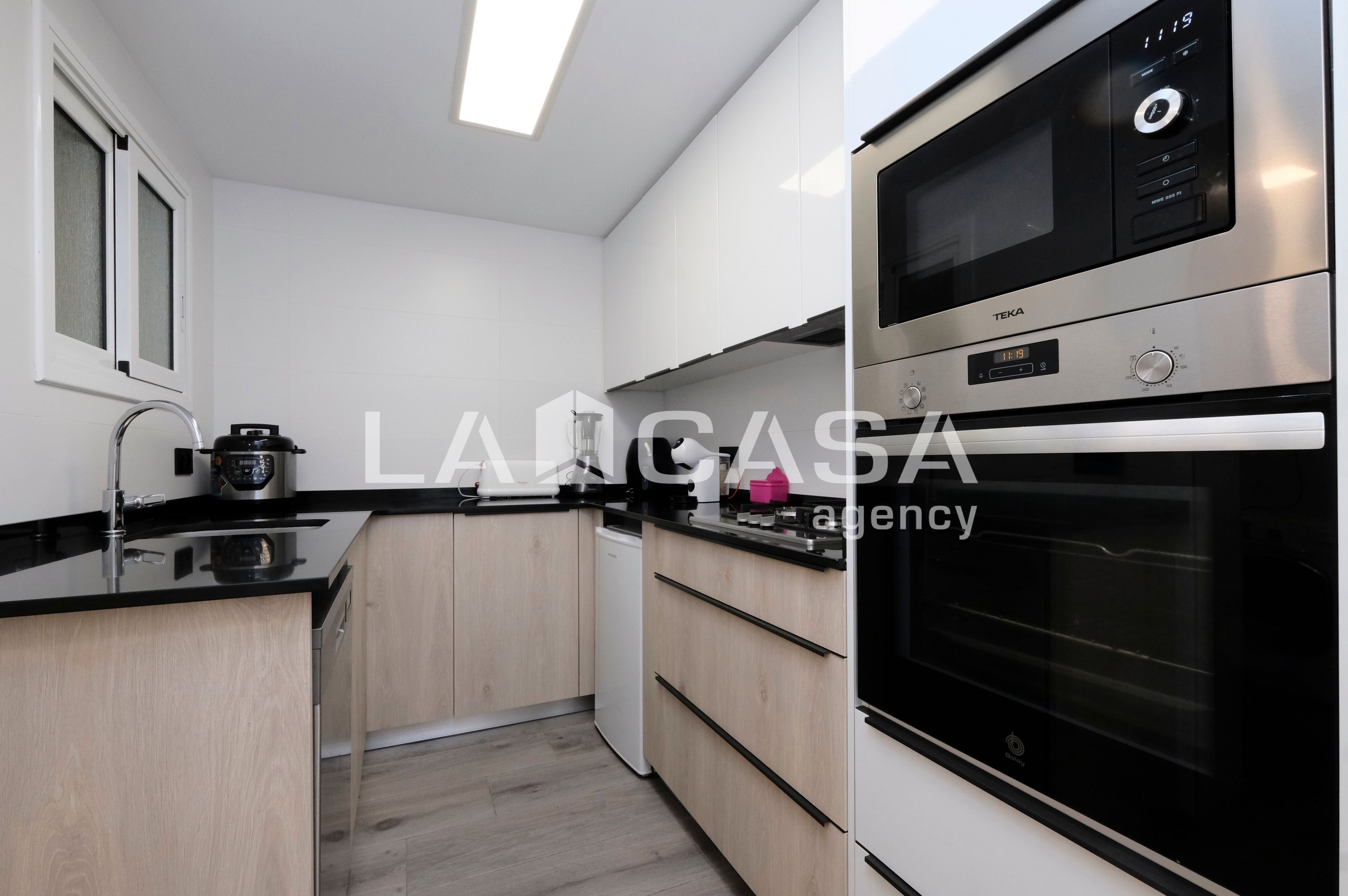 Kitchen of Flat for sale in  Barcelona Capital  with Heating