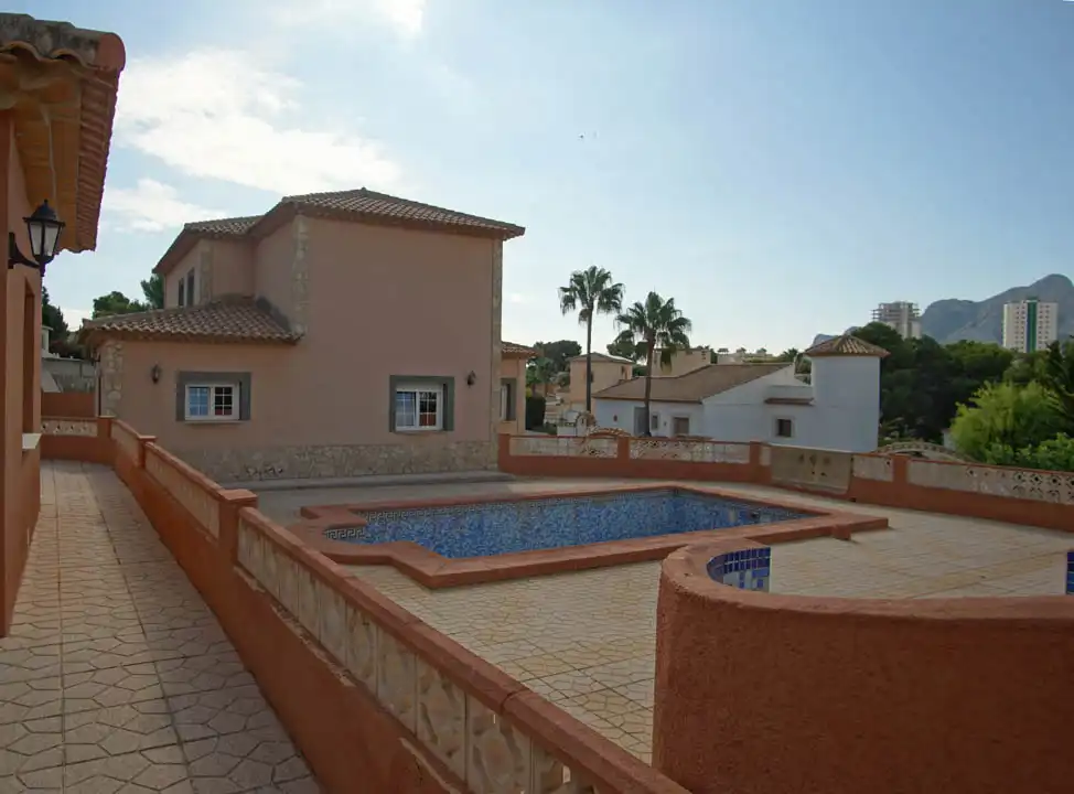 Villa avec piscine à vendre à Carrió - La Merced - Los Pinos, imagen 9