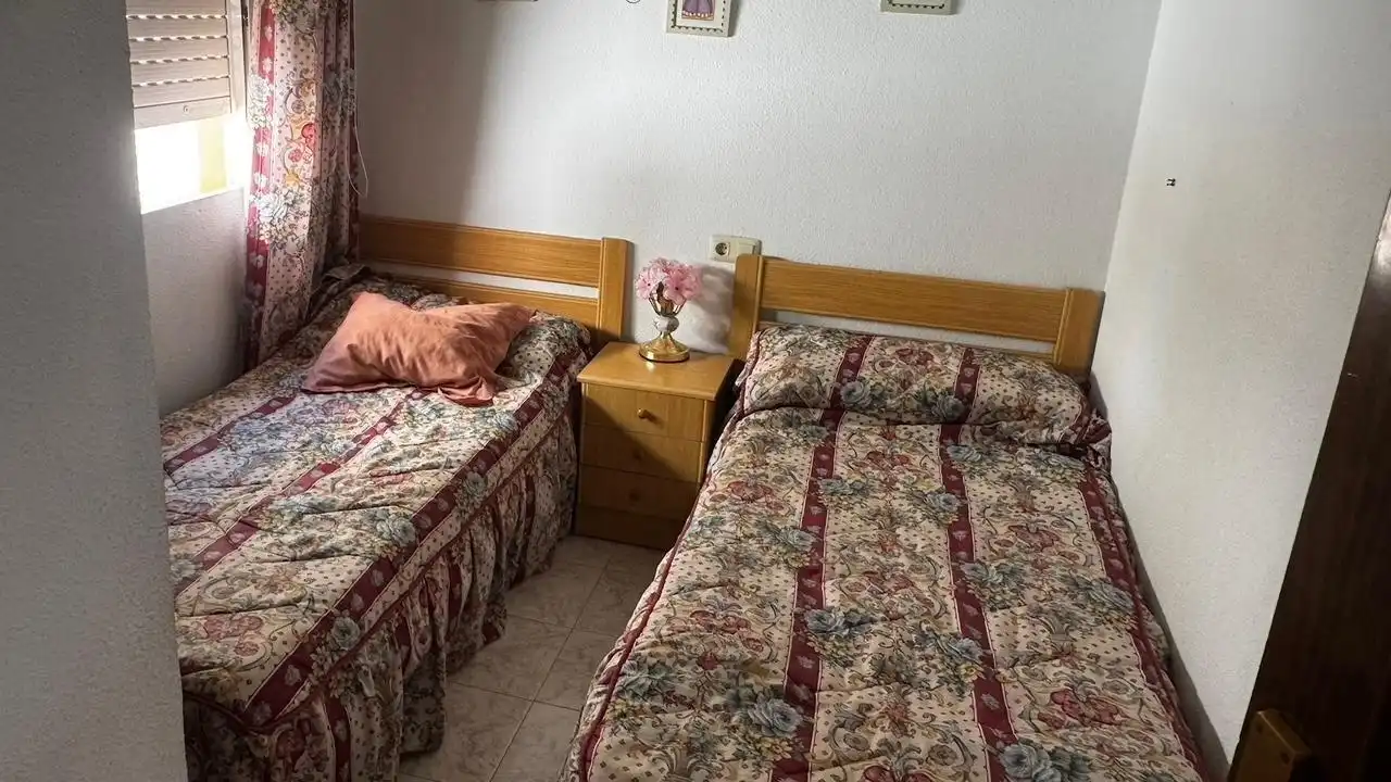 Dormitori de Apartament en venda en Torrevieja