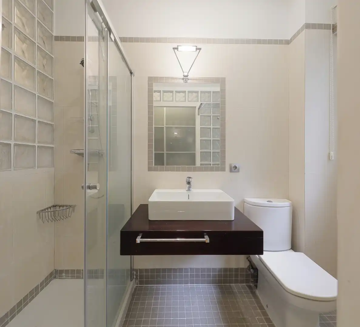 Bathroom of Flat for sale in Gijón   with Heating, Parquet flooring and Terrace