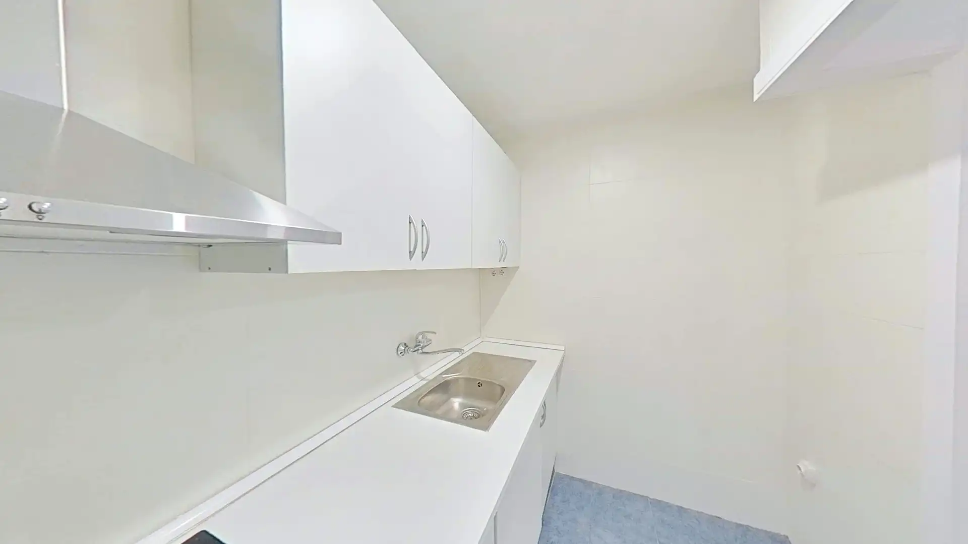 Flat for rent in Llefià