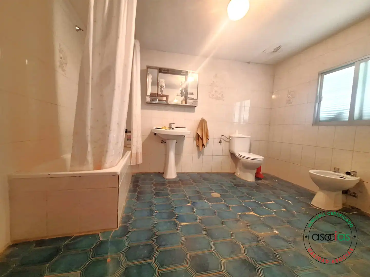 Bathroom of Detached homes for sale in Sahagún  with Heating, Private garden and Storage room