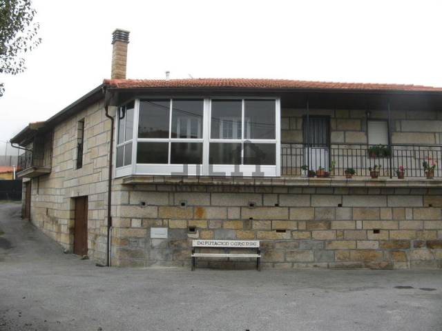 Casa-chalet en Venta en Paderne de Allariz