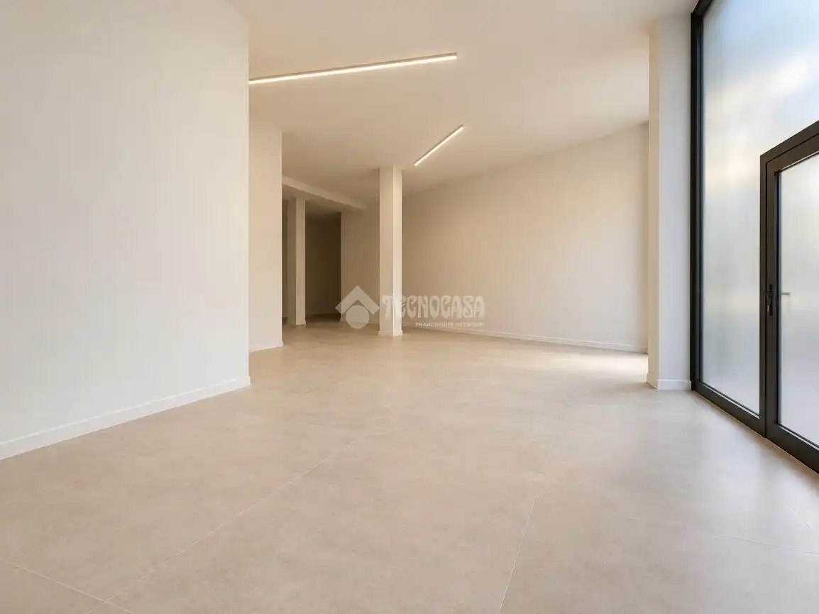 Local comercial de lloguer a Centro, imagen 2
