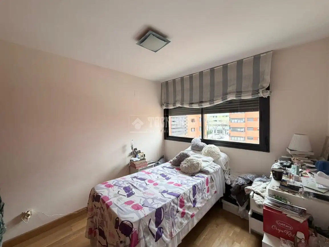 Habitación de Piso en venta en Madrid con Aire acondicionado, Calefacción y Trastero