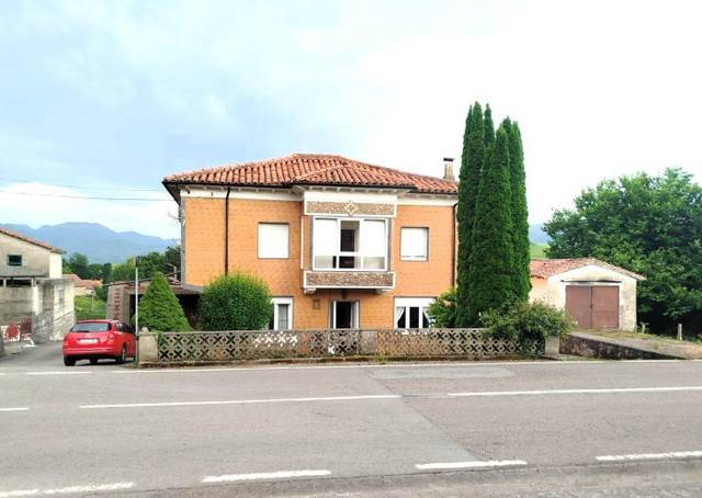 Casa-chalet en Venta en Villafufre