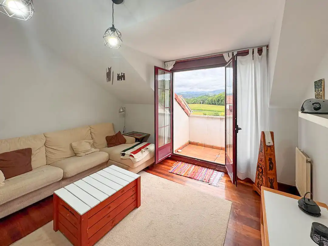 Terrasse von Dachboden zur Miete in Entrambasaguas mit Heizung, Terrasse und Schwimmbad