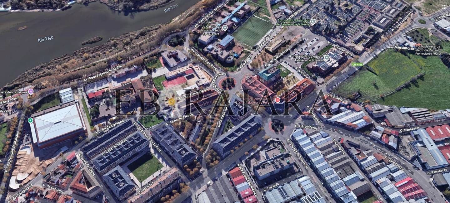 Vista exterior de Local de lloguer en Talavera de la Reina