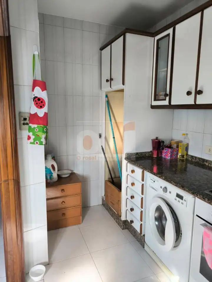 Cocina de Apartamento en venta en Moaña con Calefacción, Parquet y Amueblado