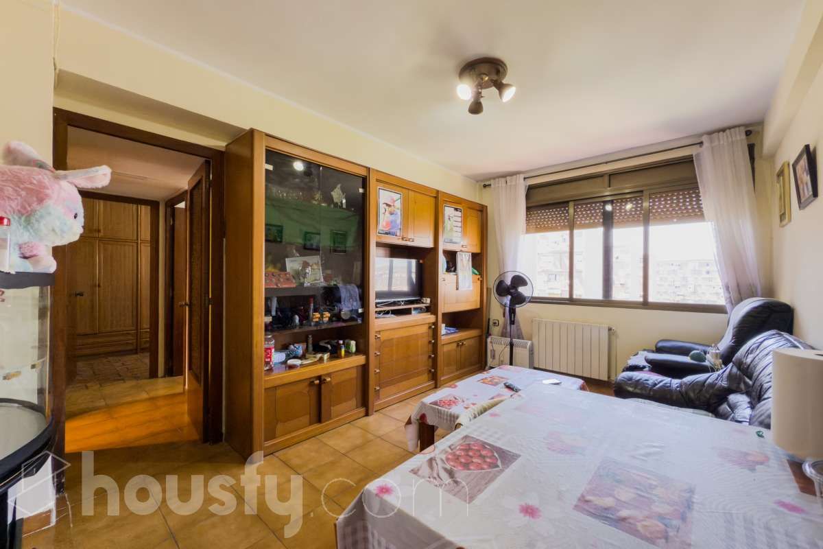 Flat for sale in Plaça dels Germans Serra, El Besós i el Maresme