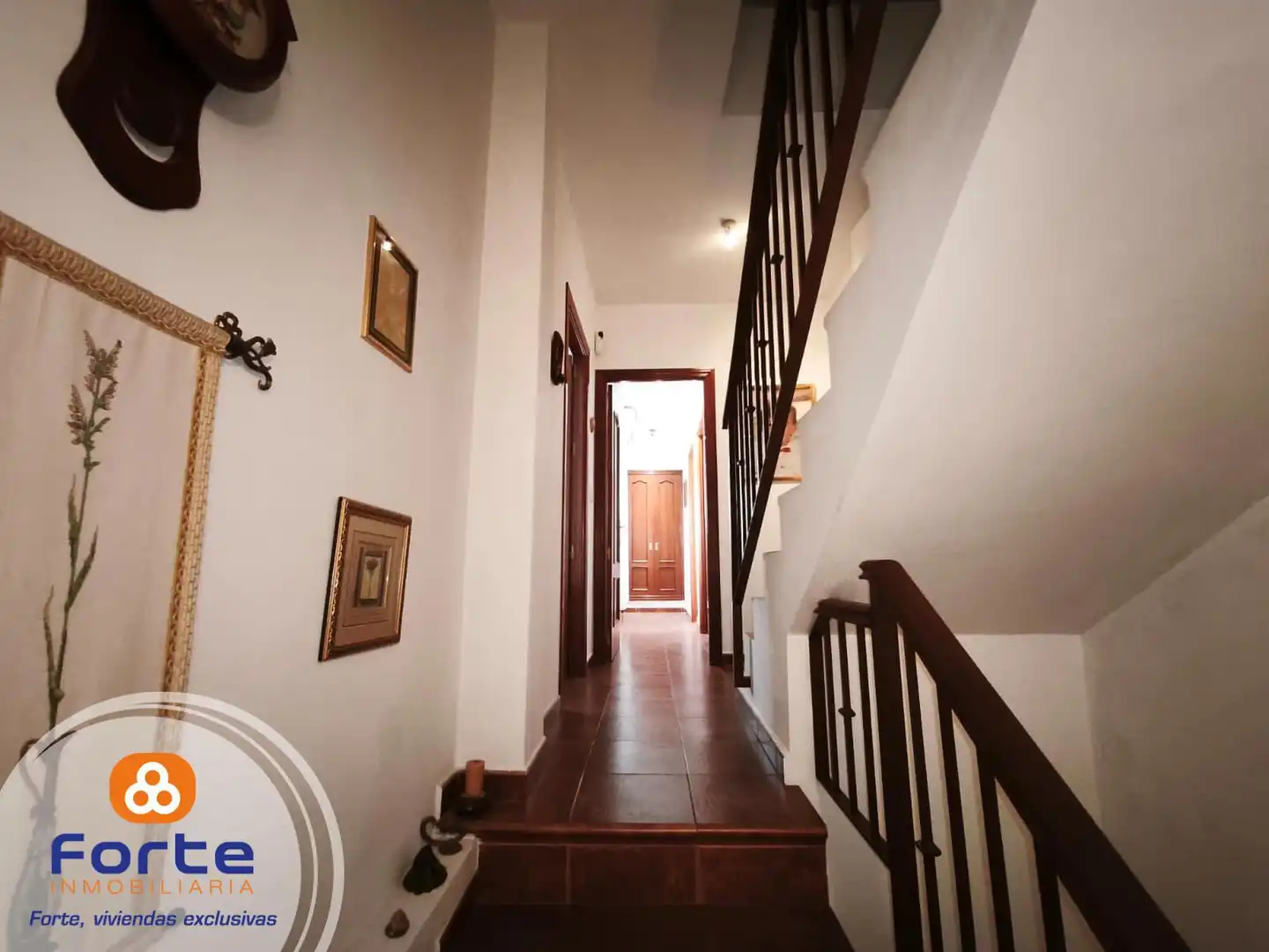 Houses for sale in Córdoba  with Air Conditioner, Heating and Furnished