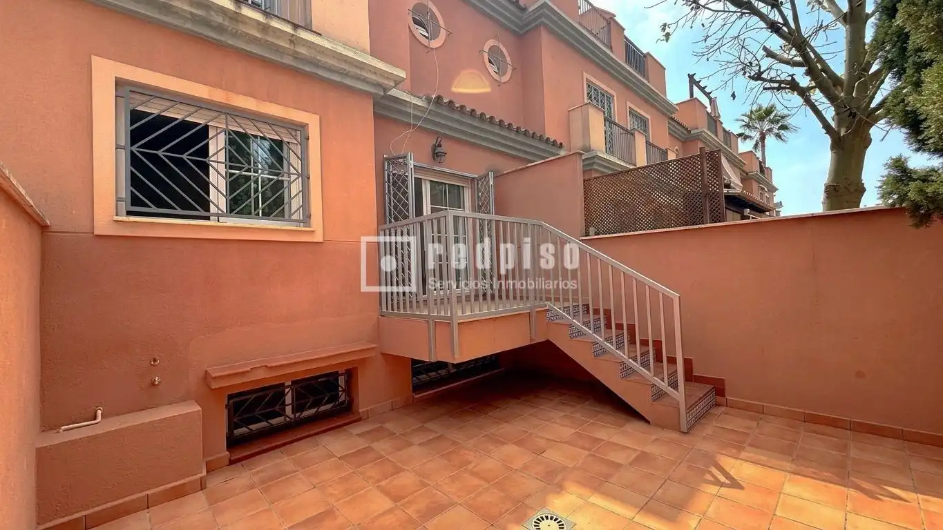 Jardí de Casa o xalet de lloguer en Málaga amb Aire condicionat, Calefacció i Jardí privat