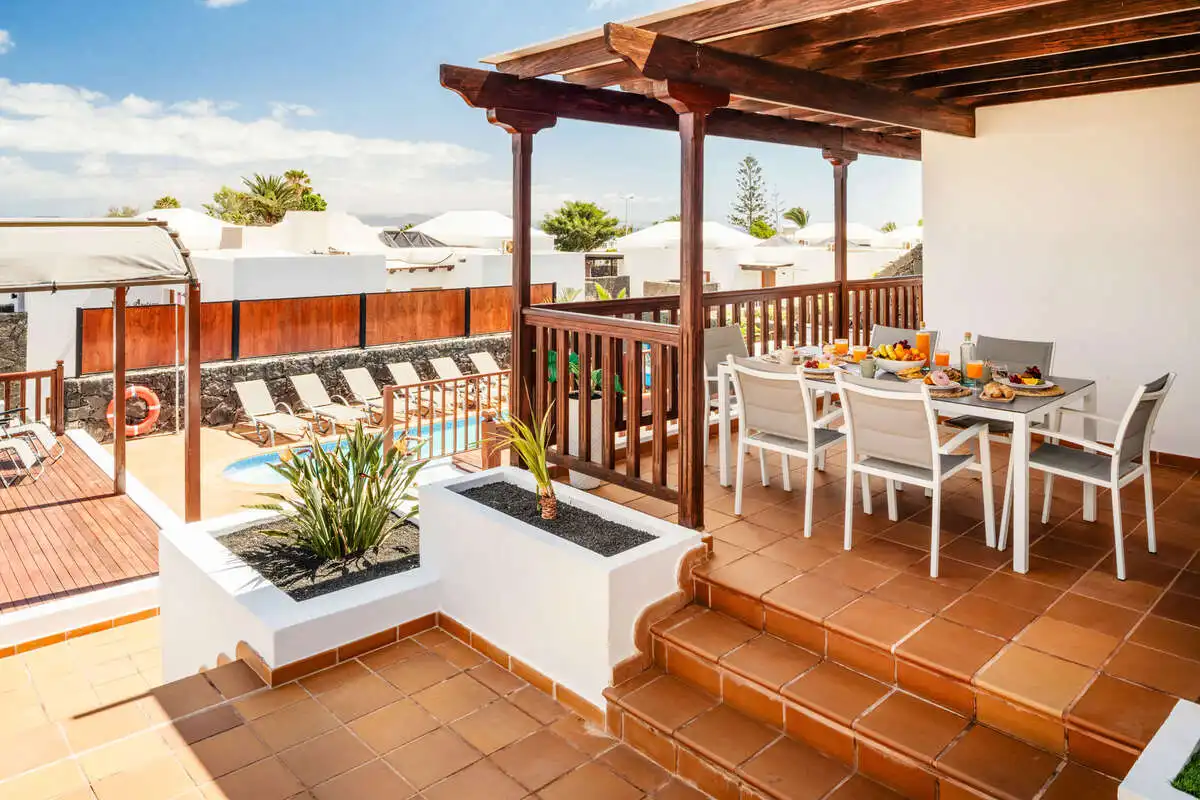 Terrassa de Casa o xalet en venda en Yaiza amb Aire condicionat, Terrassa i Piscina